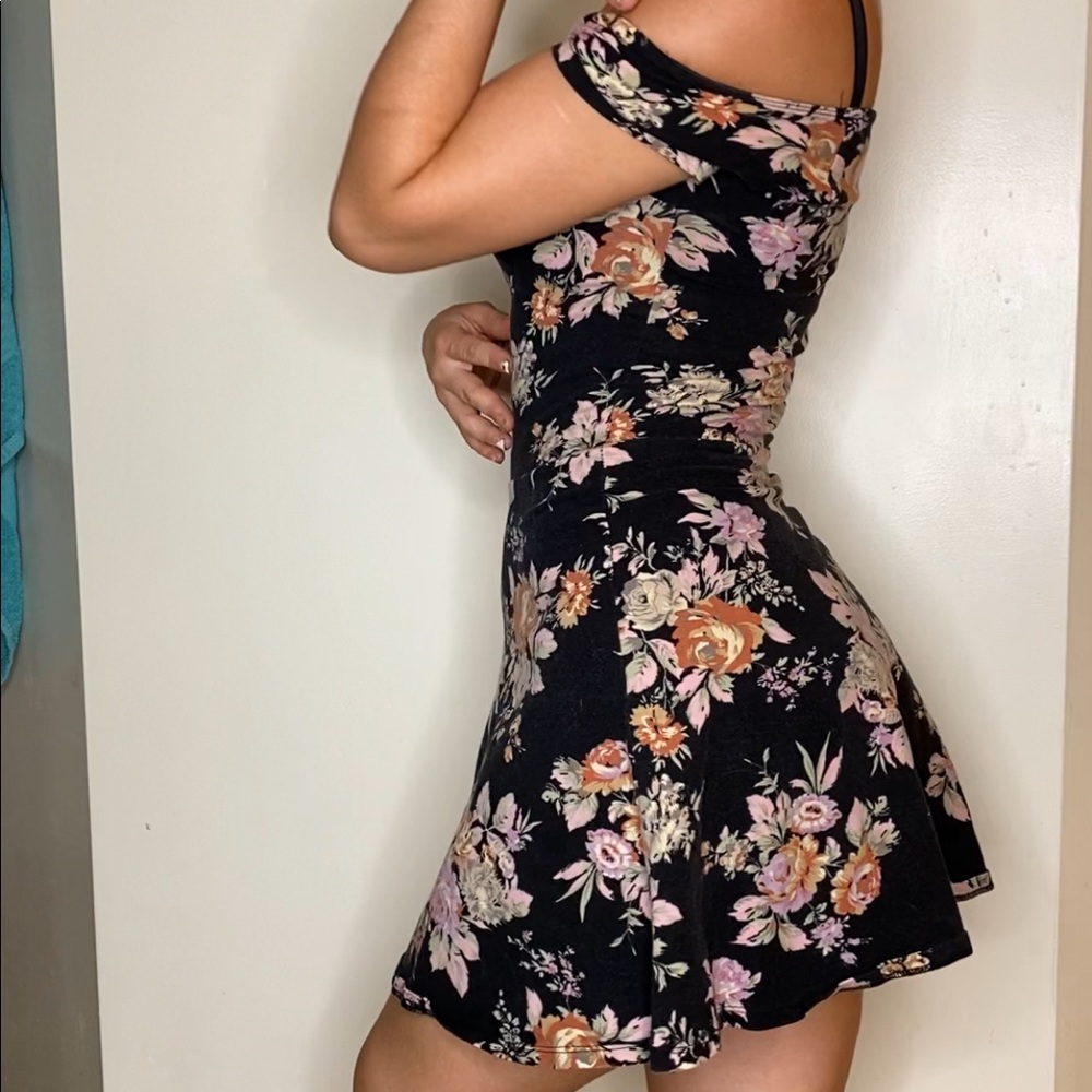 Forever 21 Floral TeeShirt Dress